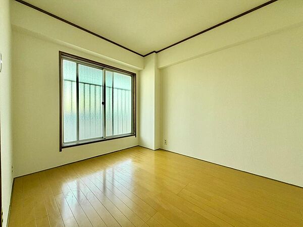 寝室を拡大表示