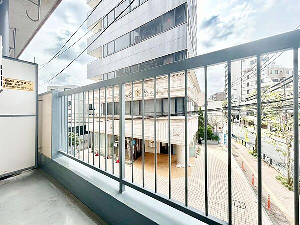 バルコニーを拡大表示