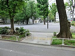 東池袋公園まで約377m