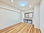 暖色系の照明は、心理的にも落ち着きを得られやすいそうです。