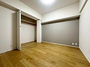 家族とのコミュニケーションを促進する拘り設計。快適な居住空間を演出し、都市型生活をより潤いある時間へ代えてくれます。