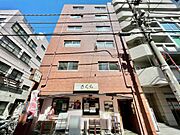 太陽に愛された邸は、陽当り・通風に優れた魅力的で快適さを追求した邸宅でした。ここに住むからこそ意味がある。そんな特別感に浸りながら、毎日を愉しんでいただきたいです。