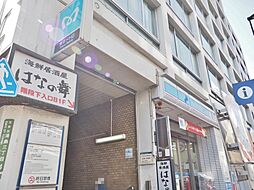 湯島駅まで約725m