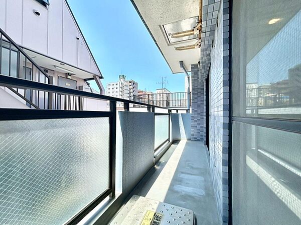 バルコニーを拡大表示