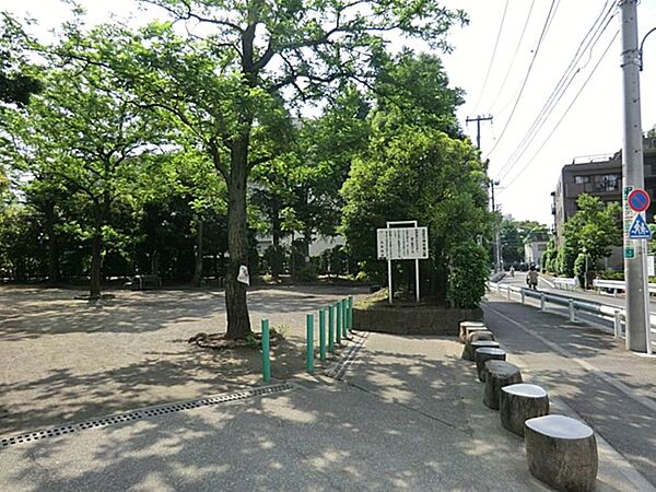 周辺を拡大表示