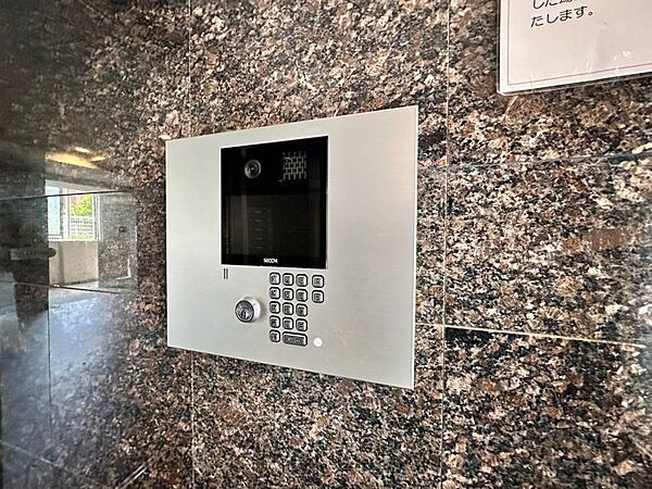 エントランスを拡大表示