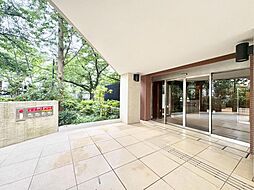 訪れる方へ古来からの伝統美を伝えてくれる空間です。温故知新のコンセプトを静かに力強く表現しています。