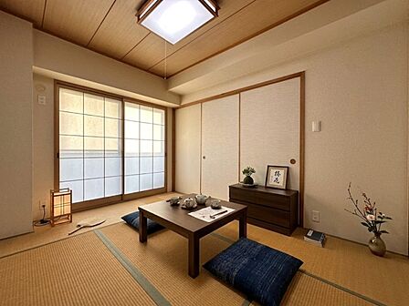 「本画像はCGで作成しており、実際に現地に家具は置かれておりません。」