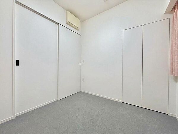寝室