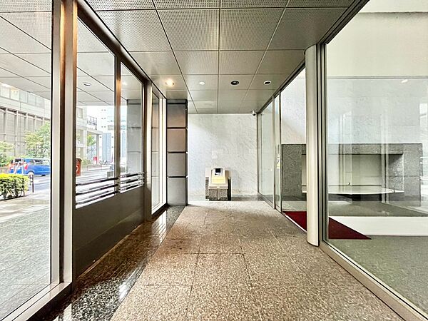 エントランスを拡大表示