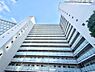 外観：太陽に愛された邸は、陽当り・通風に優れた魅力的で快適さを追求した邸宅でした。ここに住むからこそ意味がある。そんな特別感に浸りながら、毎日を愉しんでいただきたいです。