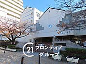 神戸市立兵庫大開小学校 徒歩11分。 880m