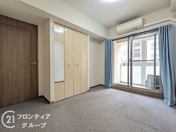 寝室を拡大表示