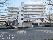 RC造、6階建てのマンションです。