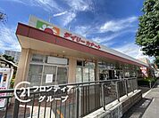 デイリーカナートイズミヤ鵯越町店 徒歩5分。 350m