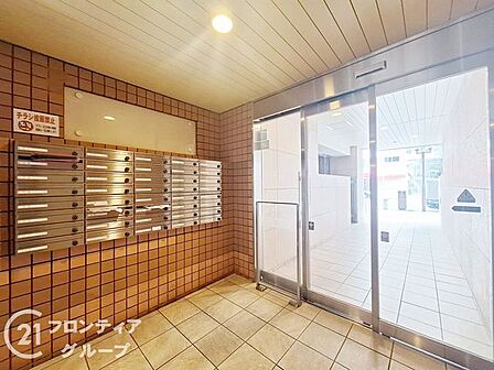 マンションのロビーは、住民の皆様が集うコミュニケーションの場であり、憩いの場です。