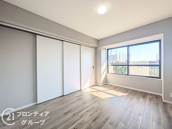 洋室を拡大表示