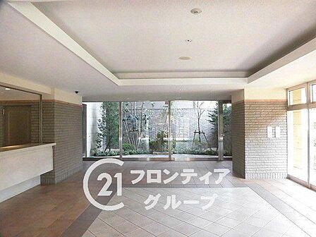 エリアの特性や周辺環境についての情報提供も行っています。物件だけでなく、地域の暮らしやすさも含めてご確認いただけます