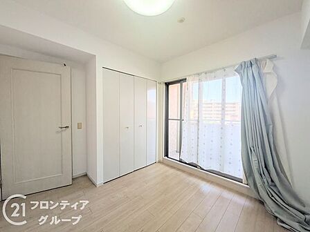 住まい選びは、価格や立地だけでなく、将来の暮らし方まで含めて考えることが大切です。今の段階で気になっていることを、まずスタッフに話してみてください