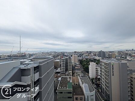 マイホームは一生に一度の大きな買い物だからこそ、納得いくまで情報を集めてほしいと思います。疑問はどんどんスタッフにぶつけてください