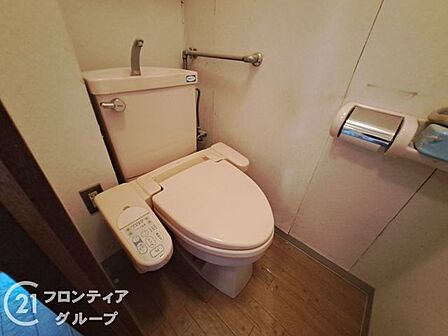 はじめてのマイホーム購入は、わからないことだらけで当然です。資金計画から物件選びまで、順を追ってスタッフが一緒に考えていきます