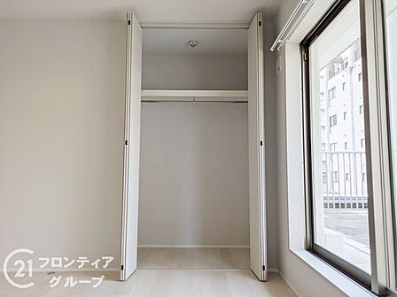 住まい選びは、価格や立地だけでなく、将来の暮らし方まで含めて考えることが大切です。今の段階で気になっていることを、まずスタッフに話してみてください