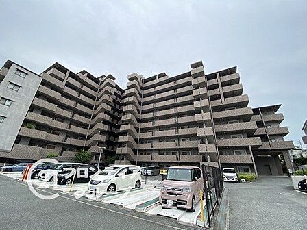 「賃貸のままでいいのか、買うべきか」その判断に必要な情報を、スタッフがわかりやすく整理してお伝えします。お気軽にご相談ください