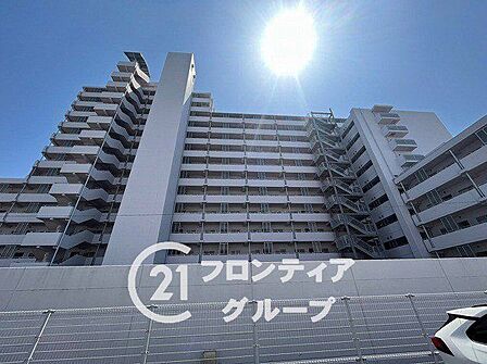 住まい探しで後悔しないためのポイントをスタッフがお伝えします。検討中の方もそうでない方も、まずは一度お話を聞かせてください