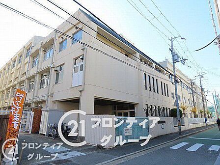 神戸市立和田岬小学校 徒歩10分。 780m