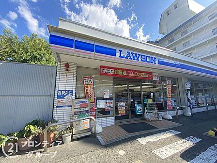ローソン山本通4丁目店 徒歩2分。 160m
