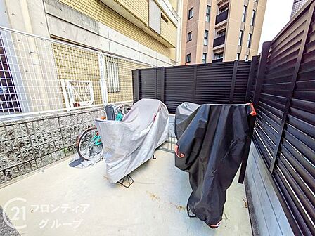 写真だけではわからない採光・広さ・周辺環境の実感は、実際に足を運んでみることが一番です。ご見学はいつでもご予約いただけます
