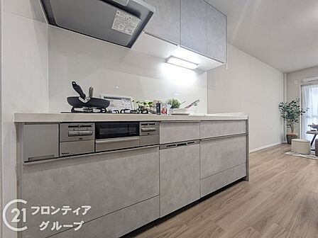 はじめてのご相談でも、経験豊富なスタッフが丁寧にお話を伺います。住まいのことで気になることがあれば、いつでもお声がけください