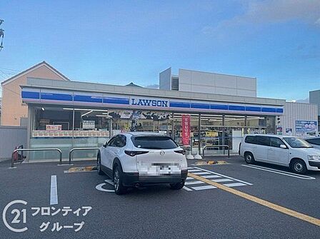 ローソン神戸魚崎北町三丁目店 徒歩4分。 270m