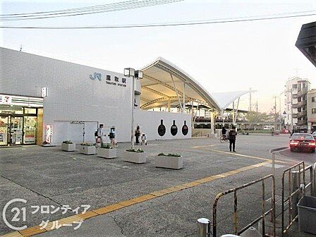 鷹取駅(JR西日本 山陽本線) 徒歩7分。 520m