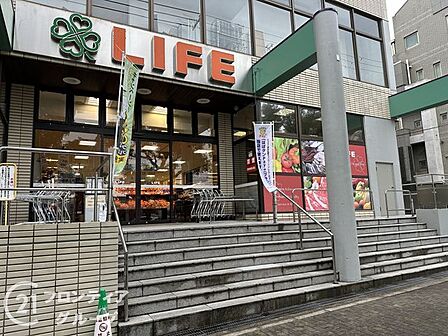 ライフ御影店 徒歩4分。 300m