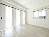 寝室：お客様にあった住宅ローンをご提案させていただきます