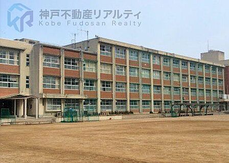 西宮市立高須中学校 徒歩7分。 510m
