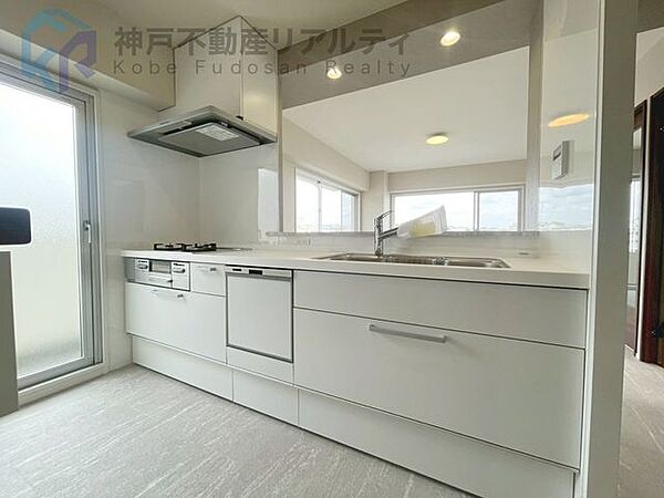 キッチンを拡大表示