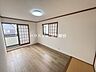 子供部屋：2F　6帖
