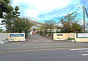 三郷市立彦糸中学校 930m
