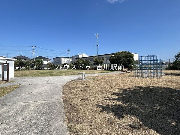 周辺を拡大表示