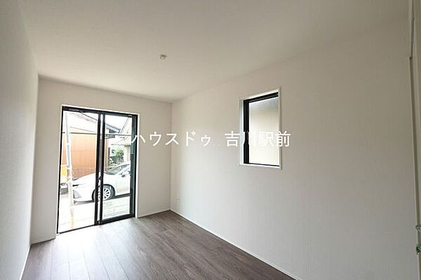 洋室を拡大表示