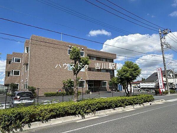 周辺を拡大表示