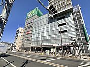 マルエツ 岩槻駅前店 徒歩5分。 370m