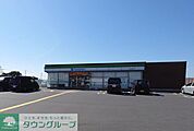 ファミリーマート 羽生上岩瀬店 徒歩19分。 1510m