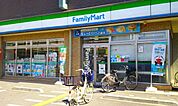 ファミリーマートさいたま大成町一丁目店 徒歩1分。 80m