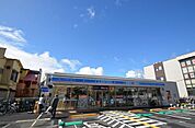ローソン七里駅前店 502m