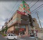 ライフ吉川駅前店 388m
