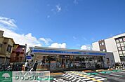 ローソン七里駅前店 徒歩7分。コンビニ 500m