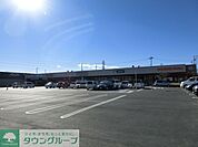 イオンタウン 徒歩16分。ショッピングセンター 1270m